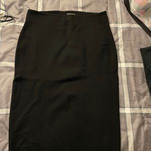 Vince Camuto black pencil skirt size M